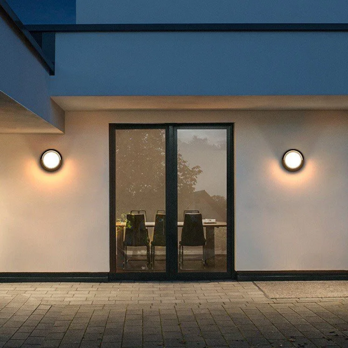 LUMO 6W R110 Black LED Outdoor Light