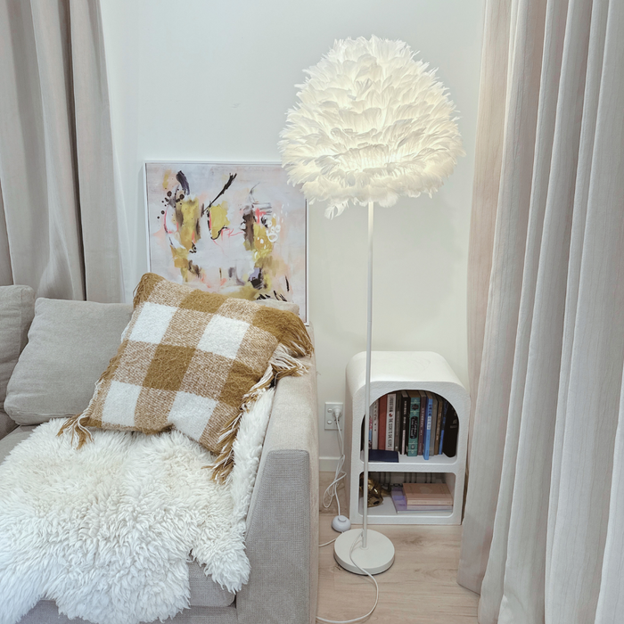 PLUMA Feather Shade Floor Lamp with Metal Column – E27, 25W Max Free AKL Shipping
