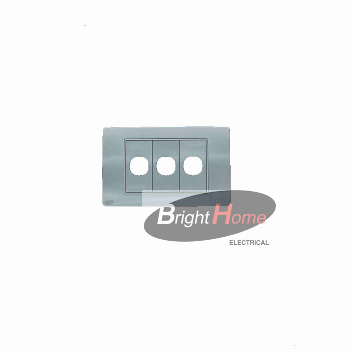 Titan  3 Gang Switch Panel Aluminium
