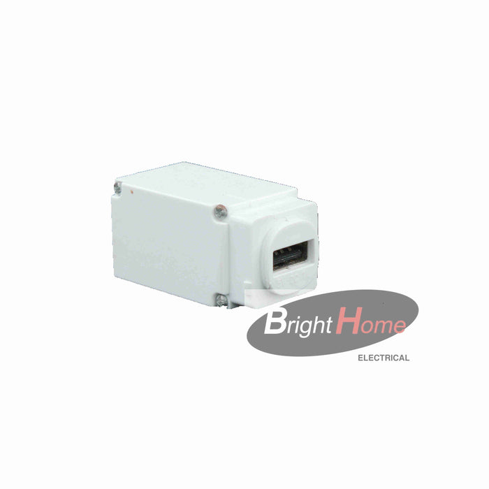 USB 3.0 mech