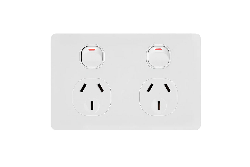 iluxlite Double Powerpoint 10A Horizontal White