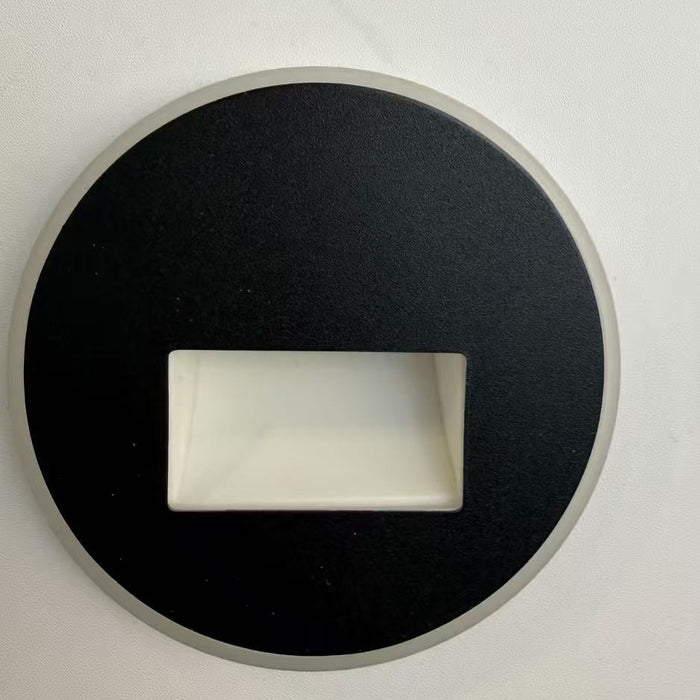 Circular LED Step Light Wide Angle Aperture Black Cover